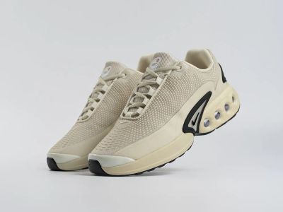 Лот: 25124562. Фото: 1. Кроссовки Nike Air Max Dn. Кеды, кроссовки, слипоны