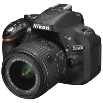 Лот: 7933806. Фото: 1. Фотоаппарат зеркальный Nikon D5200... Цифровые зеркальные