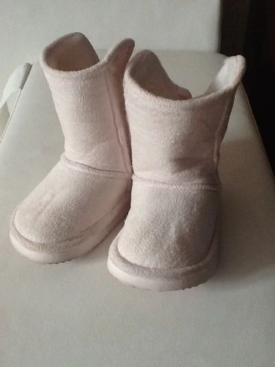 Лот: 3822848. Фото: 1. Угги Н&М. Валенки, угги, унты