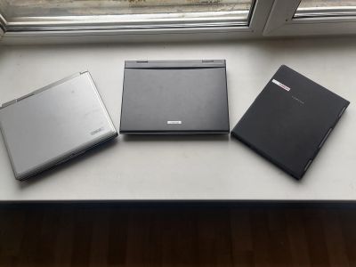 Лот: 18078840. Фото: 1. 3 ноутбука ASus ,Compaq. Ноутбуки
