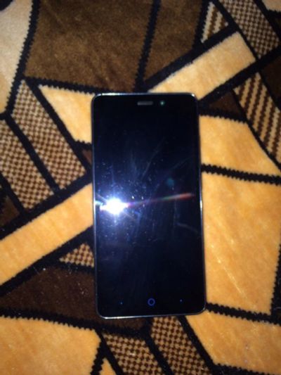 Лот: 10760874. Фото: 1. ZTE BLADE X5. Смартфоны