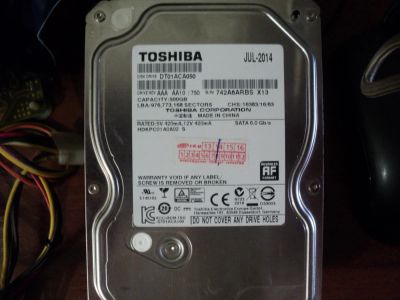 Лот: 7475299. Фото: 1. Жесткий диск 2014 года в идеале... Жёсткие диски (HDD)