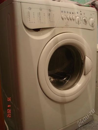 Лот: 1750588. Фото: 1. Indesit W105TX Стиральная машинка. Стиральные машины