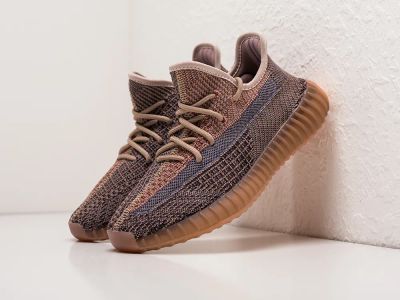 Лот: 20205653. Фото: 1. Кроссовки Adidas Yeezy 350 Boost... Кеды, кроссовки, слипоны