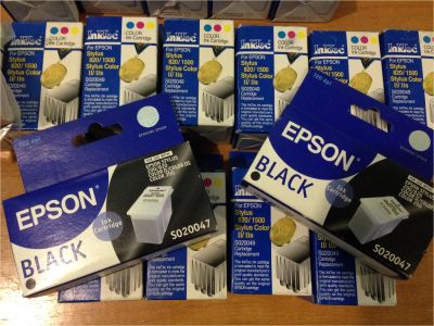 Лот: 9481660. Фото: 1. много картриджей epson s020049. Картриджи, расходные материалы