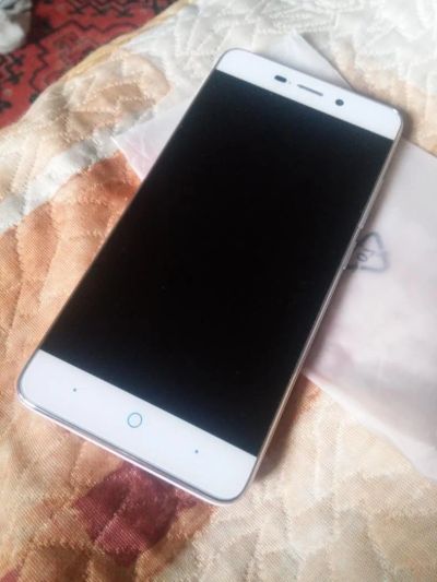 Лот: 7633607. Фото: 1. ZTE blade x3. Смартфоны