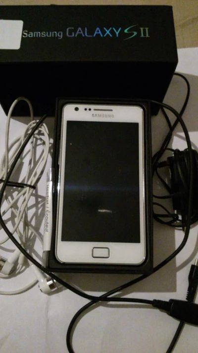 Лот: 4127487. Фото: 1. samsung galaxy s 2. Смартфоны