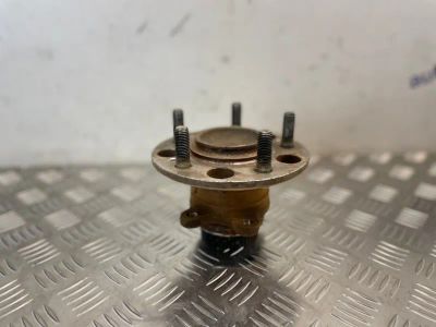 Лот: 21703554. Фото: 1. ступица Hyundai Elantra HD. Двигатель и элементы двигателя