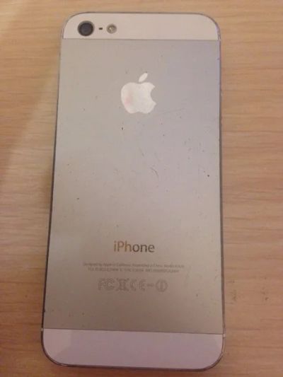 Лот: 6507993. Фото: 1. Продам Iphone 5 16Gb (Срочно). Смартфоны