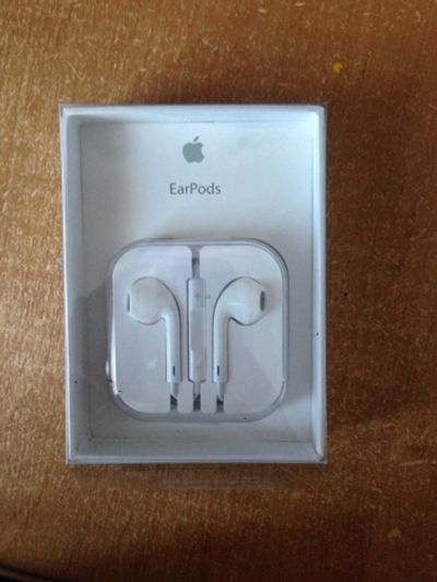 Лот: 9321051. Фото: 1. EarPods. Красноярск