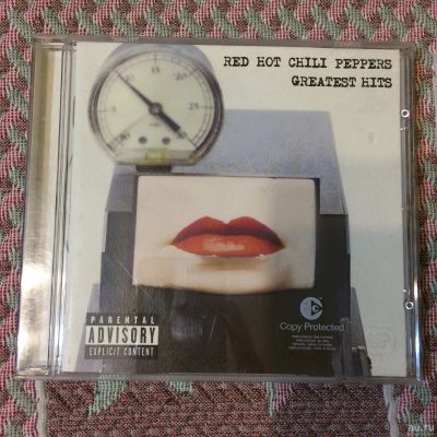 Лот: 15651704. Фото: 1. Red Hot Chili Peppers - Greatest... Аудиозаписи