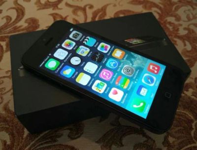 Лот: 9166314. Фото: 1. iphone 5 + приятный бонус. Смартфоны