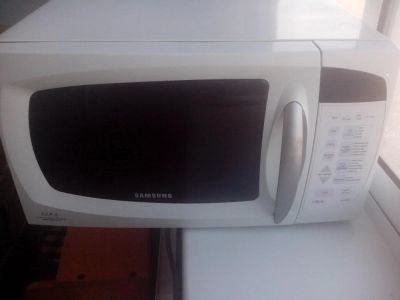 Лот: 5071985. Фото: 1. СВЧ Samsung CE-283 DNR. Микроволновки, мини-печи