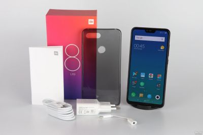 Лот: 13685011. Фото: 1. Смартфон Xiaomi Mi 8 Lite 4/64Gb... Смартфоны