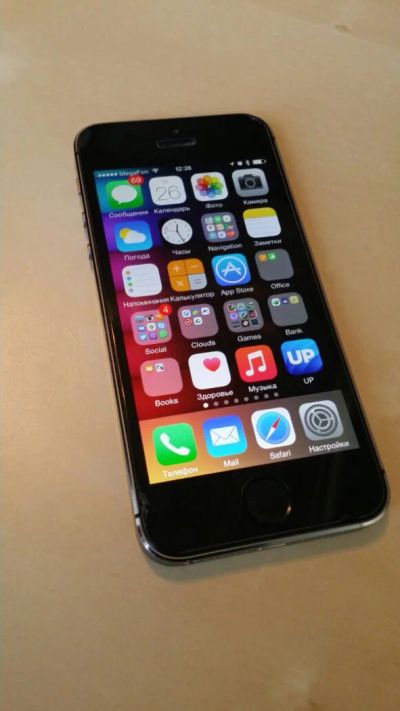 Лот: 4909179. Фото: 1. Iphone 5s 32gb РСТ. Смартфоны