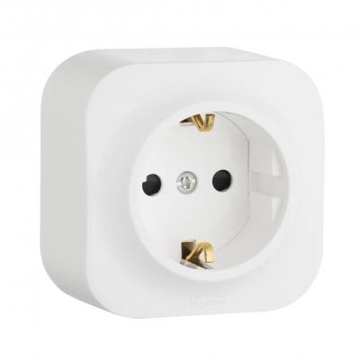 Лот: 15521716. Фото: 1. Розетка Legrand 782220. Электроустановочные изделия