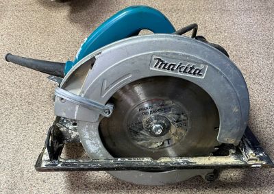 Лот: 20317396. Фото: 1. Дисковая пила Makita N5900B, 2000... Электроинструмент