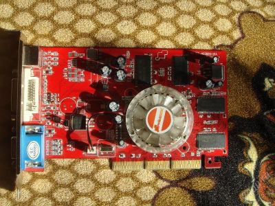 Лот: 132213. Фото: 1. radeon 9600 agp. Видеокарты