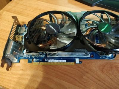Лот: 10873867. Фото: 1. Видеокарта Gigabyte GeForce GTX... Видеокарты