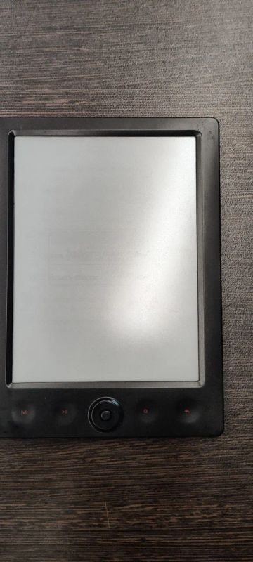 Лот: 17007305. Фото: 1. Электронные книги 2шт. Другое (электронные книги, аксессуары)