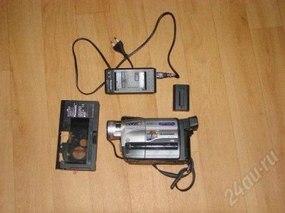 Лот: 563954. Фото: 1. Видеокамера Panasonic NV-RZ10. Видеокамеры