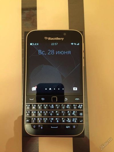 Лот: 5734529. Фото: 1. Blackberry Classic (Q20). Смартфоны