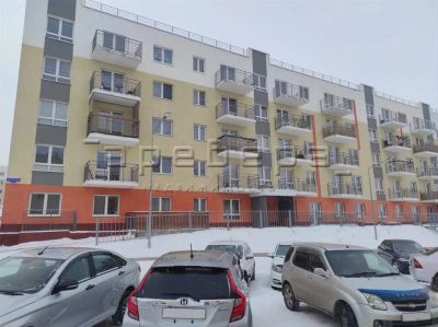Лот: 20056586. Фото: 1. 3-комнатная квартира на ул. Кедровая... Квартиры, студии