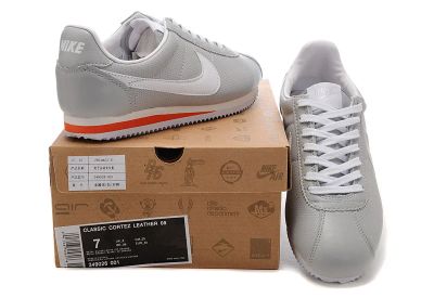 Лот: 7266409. Фото: 1. nike cortez 5. Кеды, кроссовки, слипоны