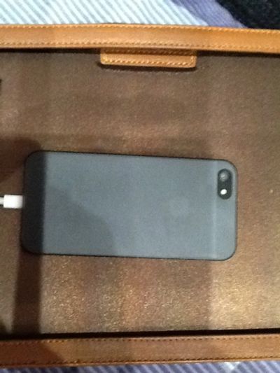Лот: 4268116. Фото: 1. iPhone 5. Смартфоны