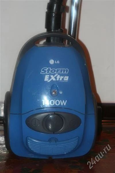 Лот: 1519578. Фото: 1. Пылесос LG Storm Extra 1400W. Пылесосы, паровые швабры