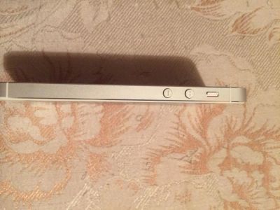 Лот: 6108388. Фото: 1. iPhone 5s lte 16gb! Идеальное... Смартфоны