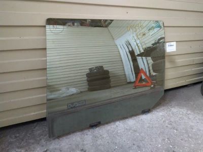 Лот: 21397241. Фото: 1. стекло двери Toyota Town Ace Noah... Кузов