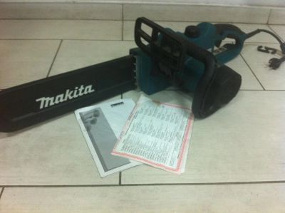 Лот: 8708901. Фото: 1. Электро Пила Makita UC3520A. Электроинструмент