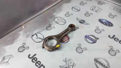 Лот: 23589337. Фото: 1. Шатун Audi A6 AFB 059198401. Двигатель и элементы двигателя