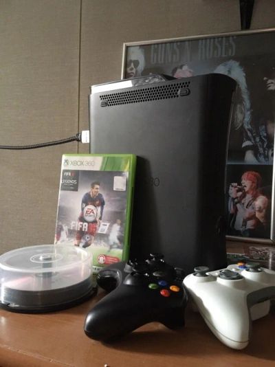 Лот: 12608987. Фото: 1. xbox 360. Игровые приставки, консоли