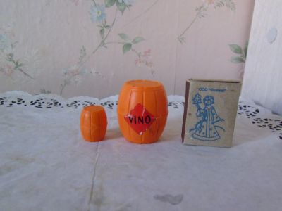 Лот: 12249122. Фото: 1. Два бочонка. Игрушки