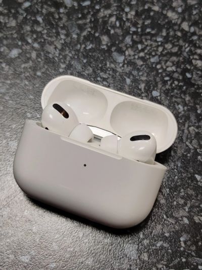 Лот: 17002026. Фото: 1. Airpods PRO оригинал. Красноярск