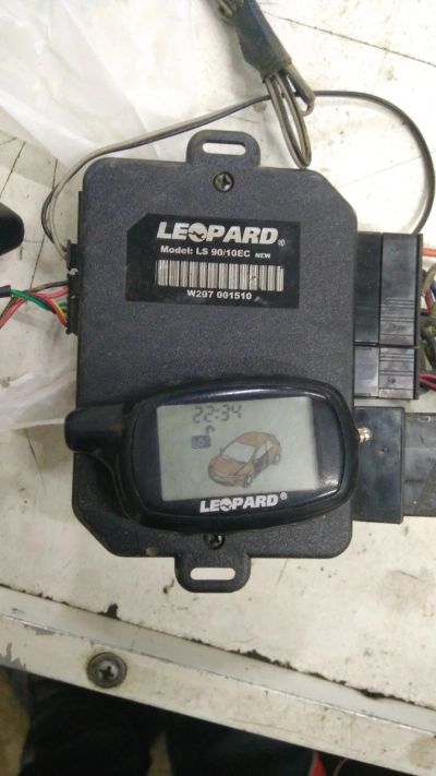 Лот: 15418702. Фото: 1. Автосигнализация leopard lc9010... Другое (оснащение, оборудование, аксессуары)