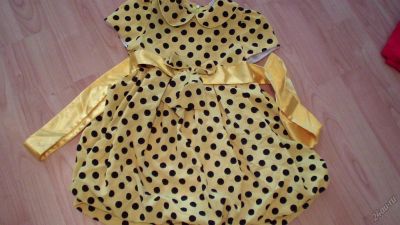Лот: 5968228. Фото: 1. Платье желтое в горох до 110 см. Платья, сарафаны