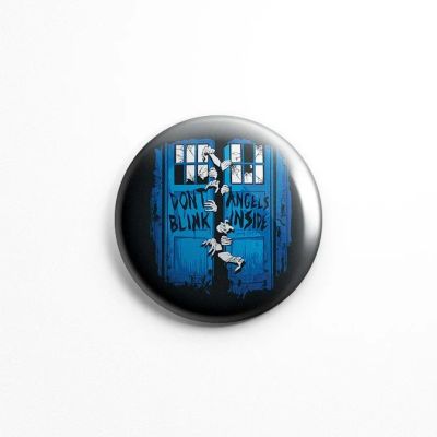 Лот: 10244443. Фото: 1. Значок Doctor Who Доктор Кто... Сувенирные