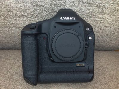 Лот: 9677096. Фото: 1. Canon 1Ds Mark III (В идеальном... Цифровые зеркальные