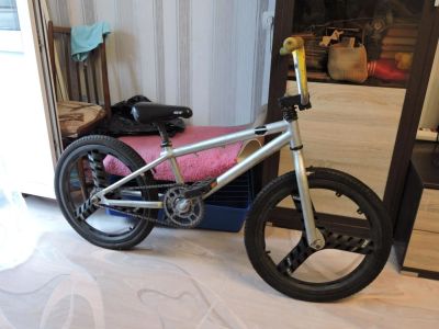 Лот: 10070129. Фото: 1. BMX GT даром. Велосипеды