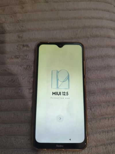 Лот: 25805959. Фото: 1. Redmi 8a. Смартфоны
