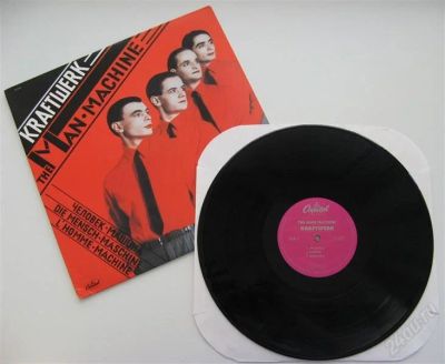 Лот: 1382867. Фото: 1. LP винил Kraftwerk - The Man-Machine... Аудиозаписи