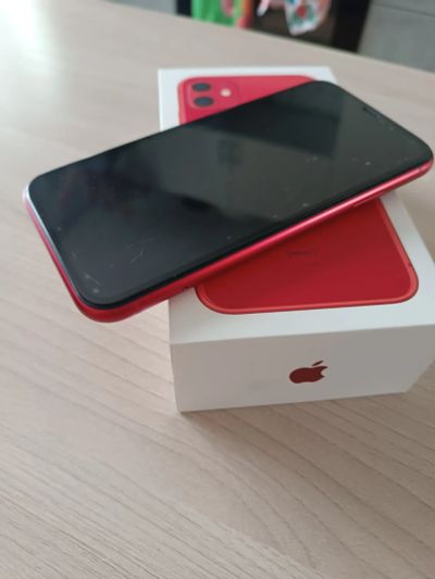 Лот: 21351732. Фото: 1. IPhone 11 64gb. Смартфоны