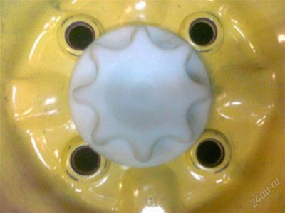 Лот: 2487483. Фото: 1. toyota vitz держатель запаски. Другое (автозапчасти)