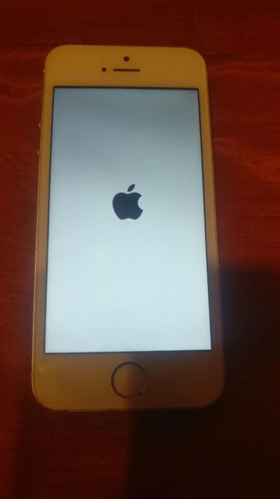 Лот: 12772759. Фото: 1. Iphone 5s. Смартфоны