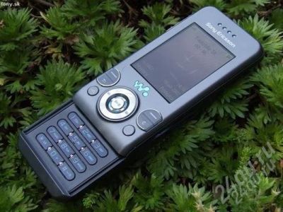 Лот: 1000110. Фото: 1. SonyEricsson W580i. Кнопочные мобильные телефоны