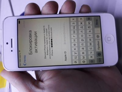 Лот: 12703807. Фото: 1. iPhone 5 заблокирован. Смартфоны
