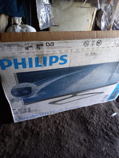 Лот: 20739260. Фото: 1. LED-телевизор Philips 47PFL6008S... Телевизоры